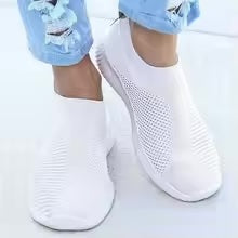 Scarpa da donna sportiva e confortevole per tutte le superfici